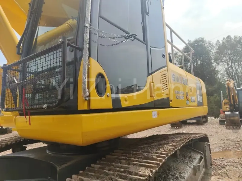 KOMATSU 400-8 Гусеничный экскаватор б/у