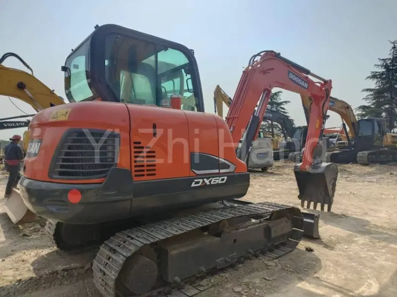 Used Excavators Competitive Prices