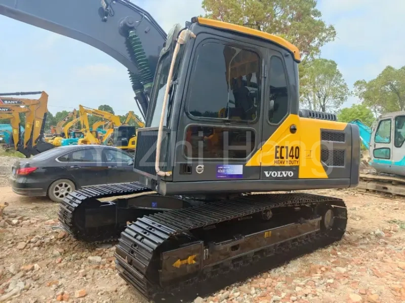 VOLVO EC140 crawler excavator