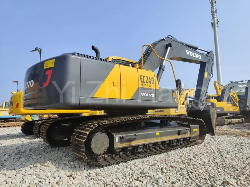 VOLVO EC240 Escavadoras usadas para venda