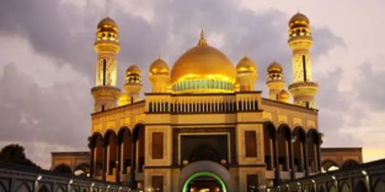 Jame' Asr Hassanil Bolkiah Mosque in Brunei