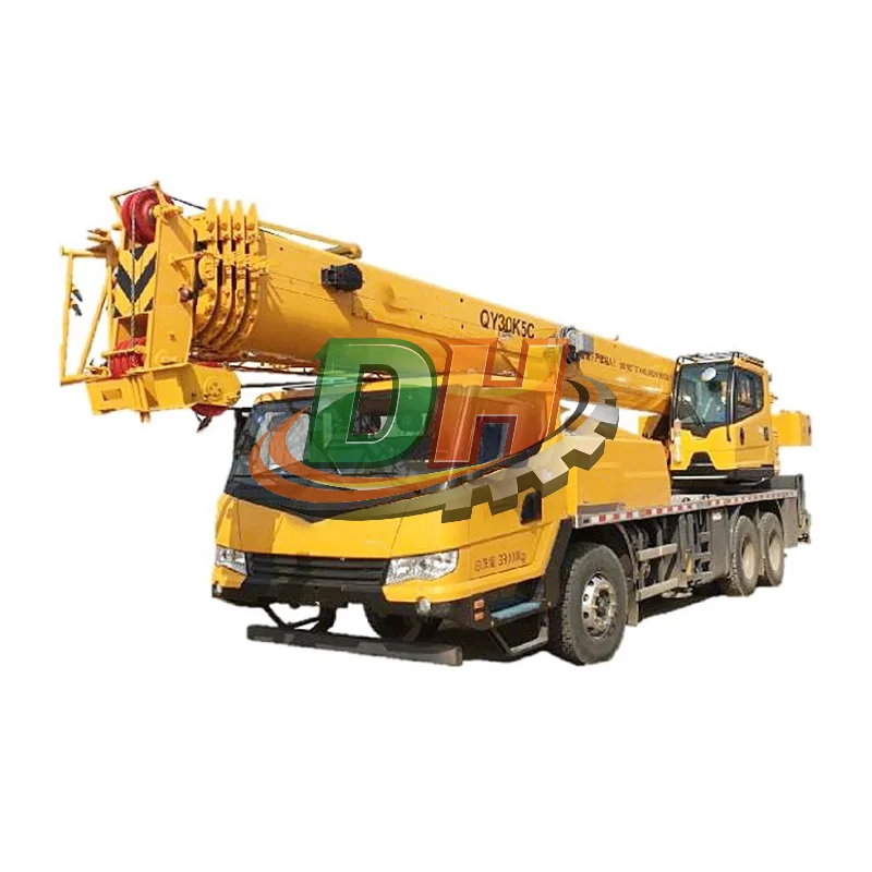 Used 30ton Truck Crane QY30K5C with 5 Section Telescopic Boom