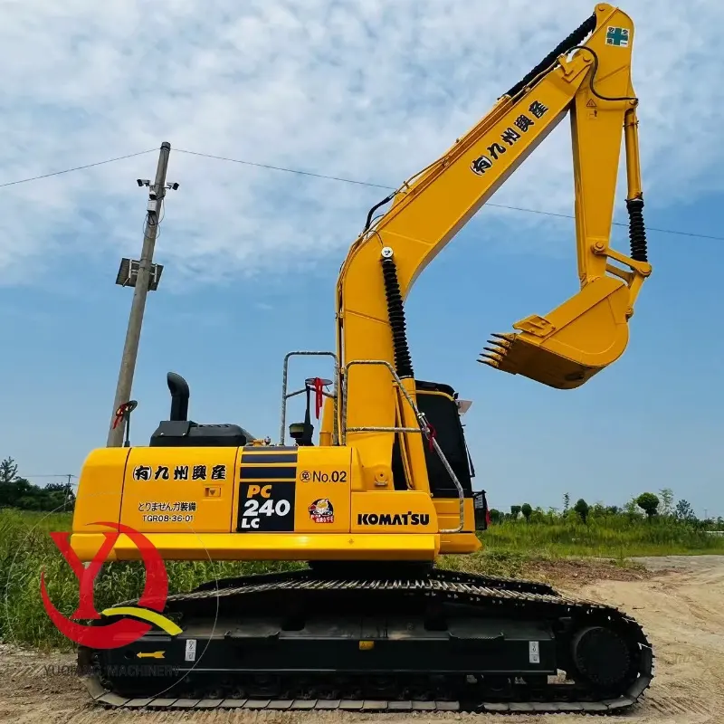 2023 Used Komatsu PC 240-8 Over 20ton Excavator Crawel Digger Machine For sale