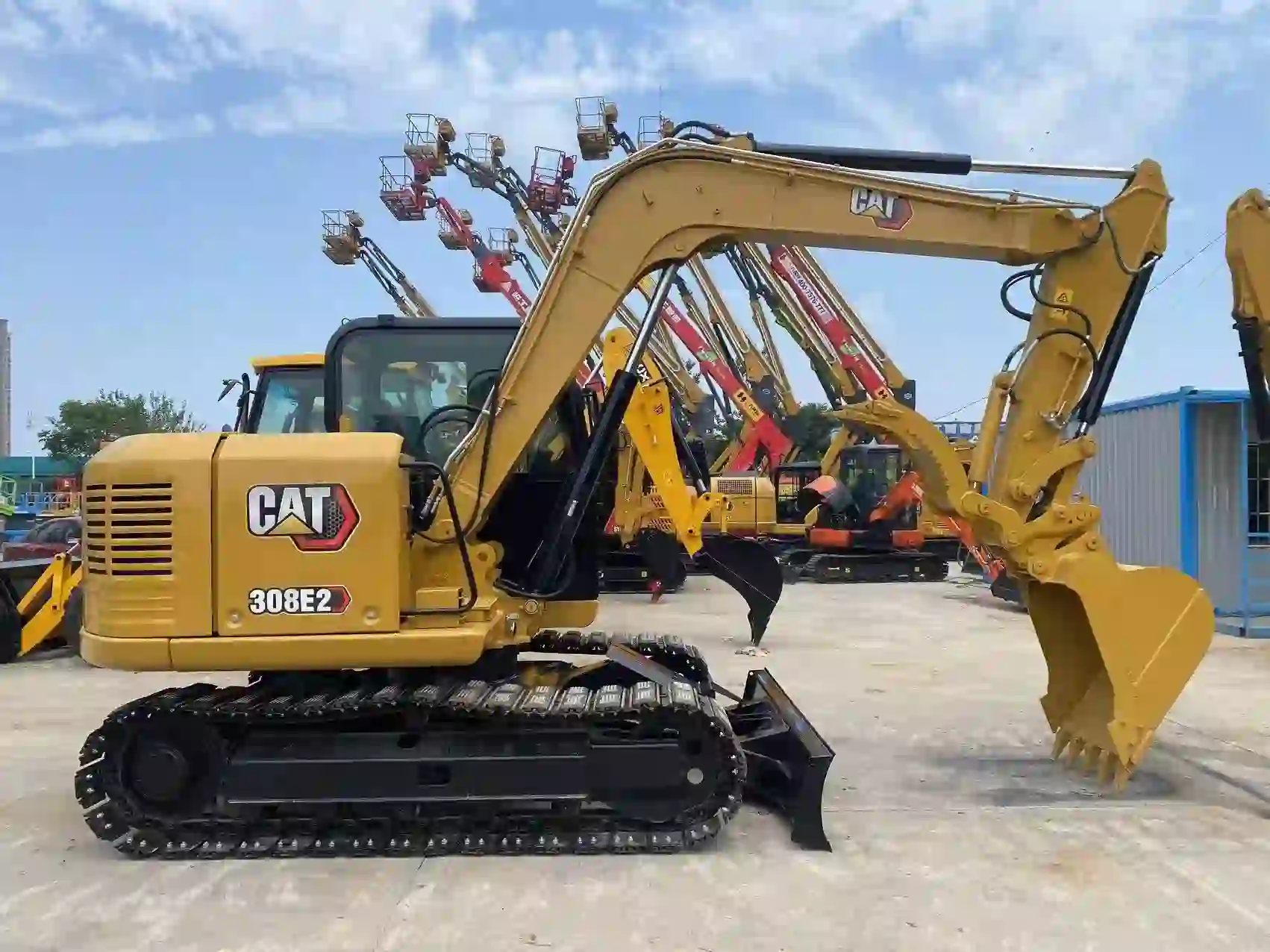 How to Pick a Used Excavator? Small, Medium, or Large – Which Fits Your Job?