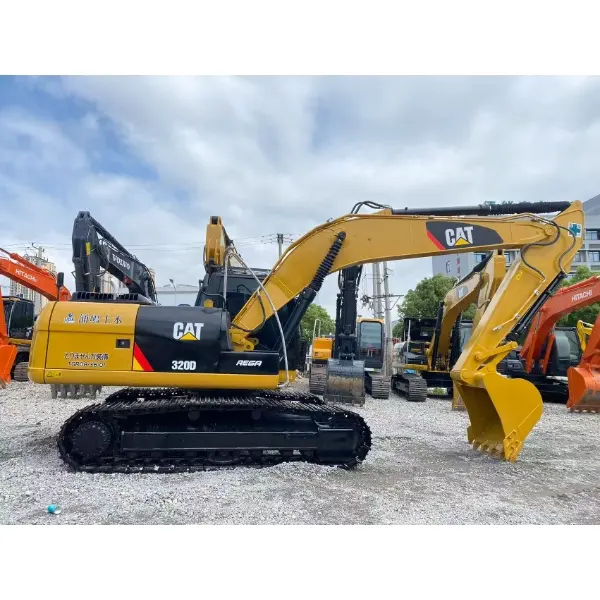 Excavadora Cat 320D2 Original Usada en Venta