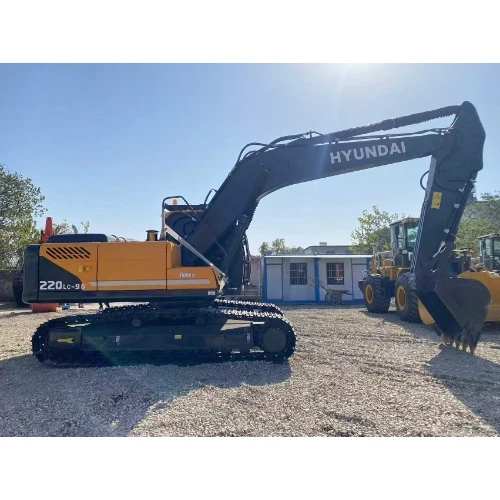 Escavadeira Hyundai 220LC-9 usada, original, à venda.
