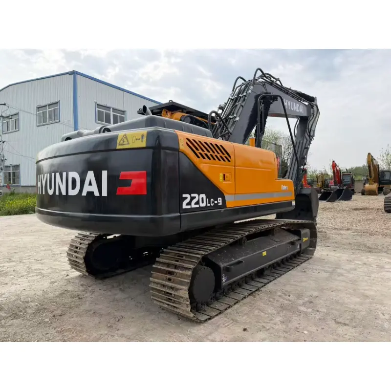 Used Hyundai R220LC-9 Hydraulic Excavator, Low Working Hours, Ready for Export