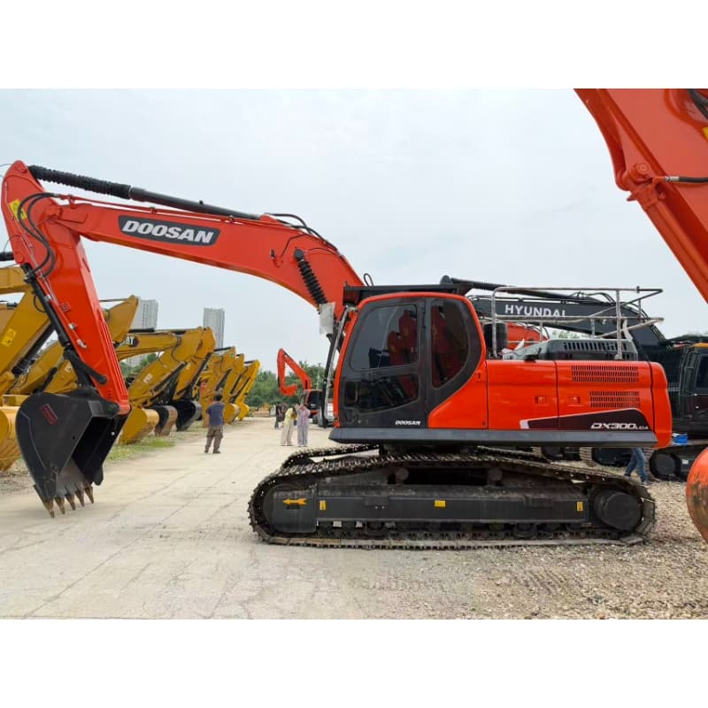 Used Doosan 300LCA Excavator, 90% New Original Machine