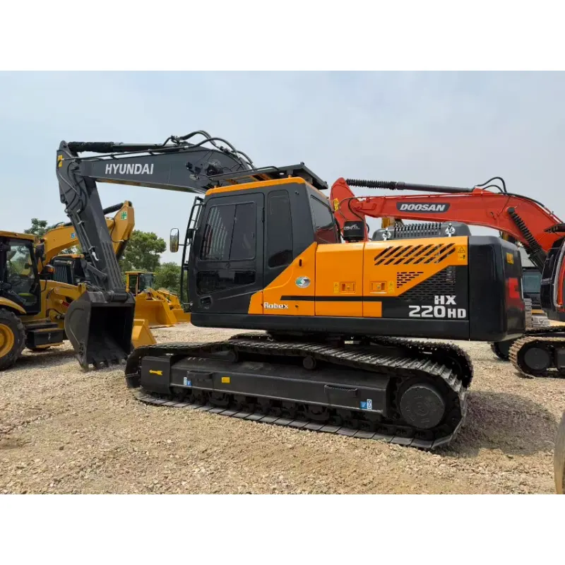 Hyundai HX220HD Used Excavator – 90% New, Ready to Work