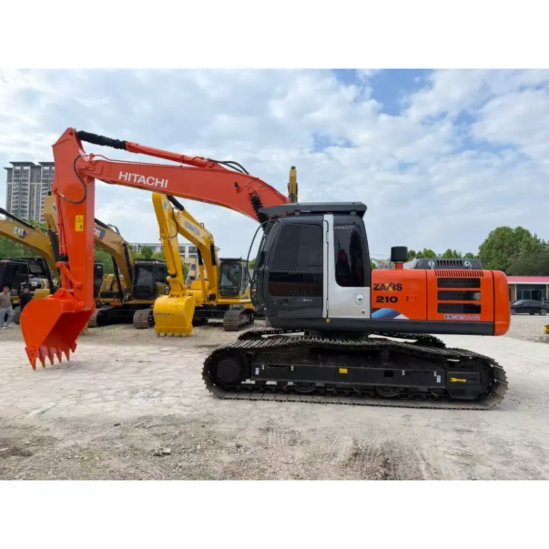 Used Hitachi 210 Excavator 90% New Perfect Condition