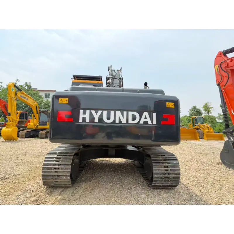 Hyundai HX220HD Used Excavator – 90% New, Ready to Work