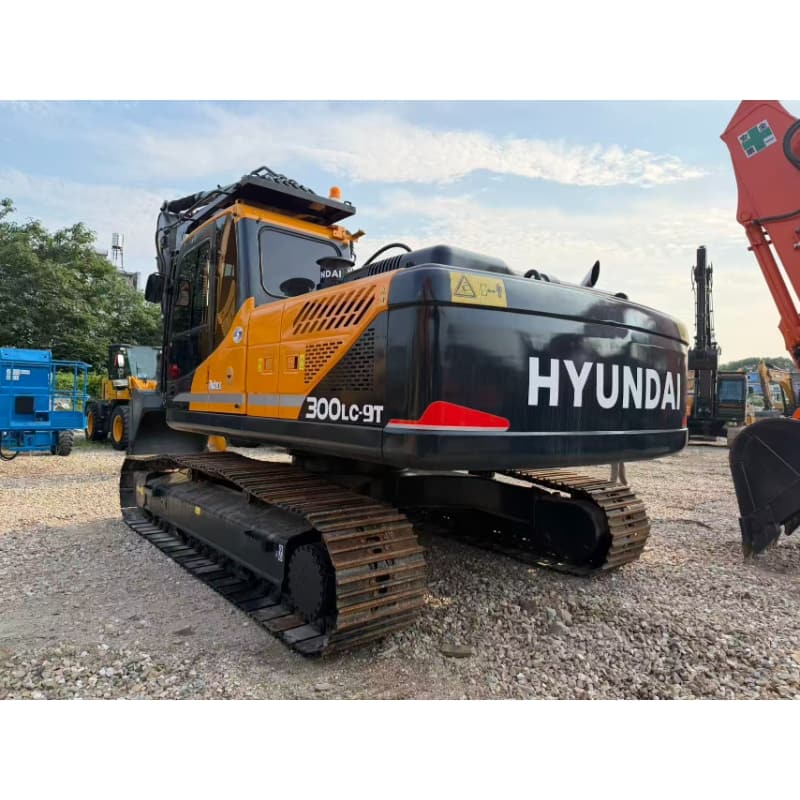 High Quality Used Hyundai 300LC-9T Excavator 90% Original Paint, Low Working Hours Ready To Ship