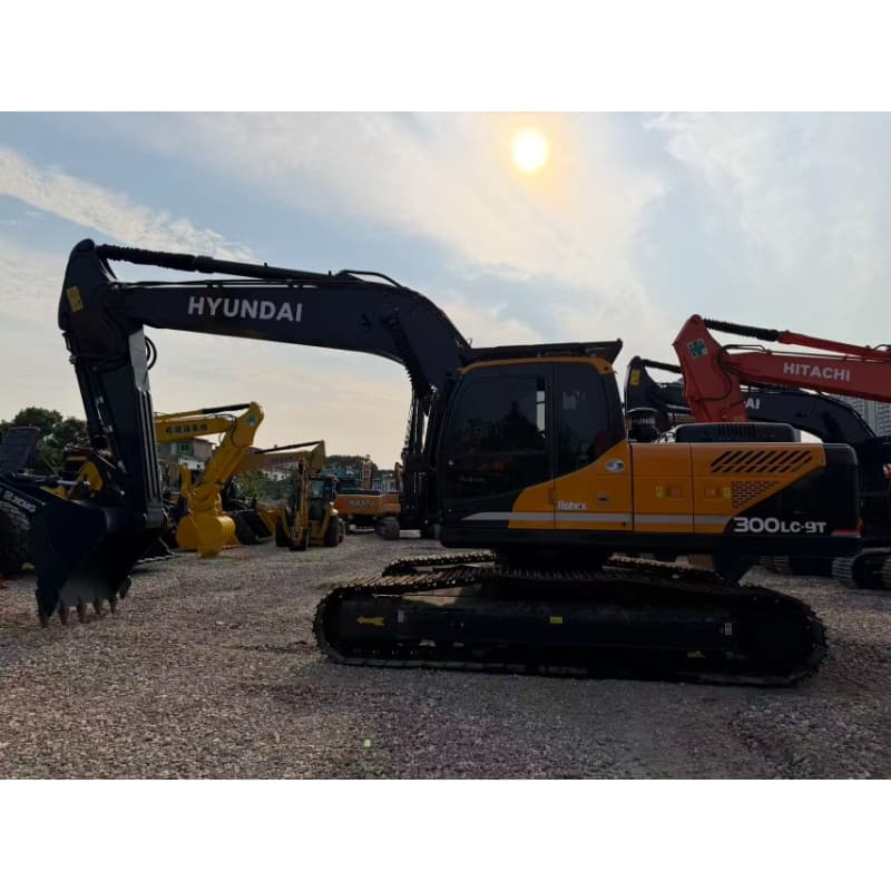 High Quality Used Hyundai 300LC-9T Excavator 90% Original Paint, Low Working Hours Ready To Ship