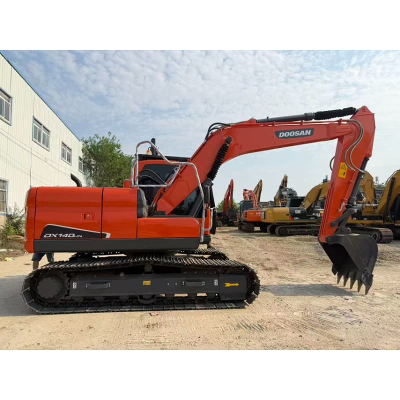 Secondhand Doosan DX140 Excavator Available, 90% Intact Original Hydraulic System