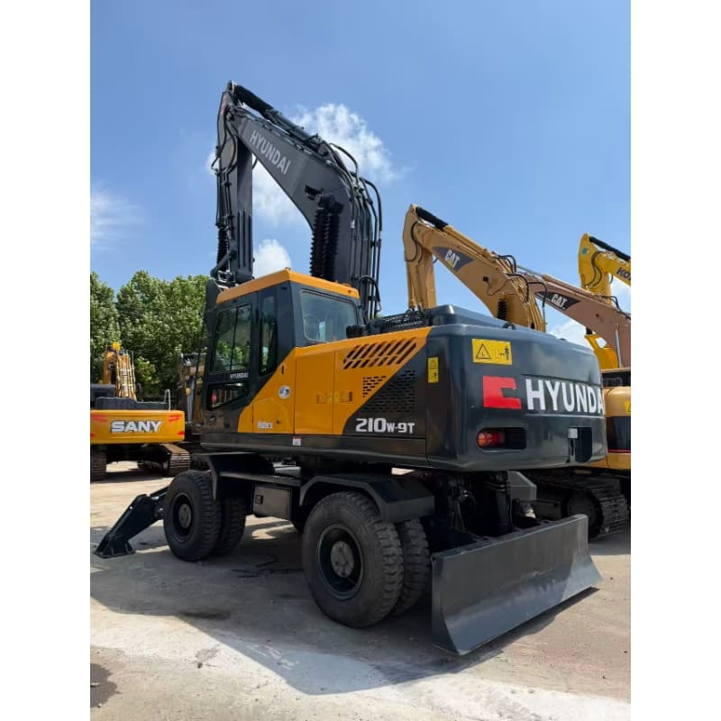 A newly arrived Hyundai 210W-9T in excellent condition with low operating hours for sale