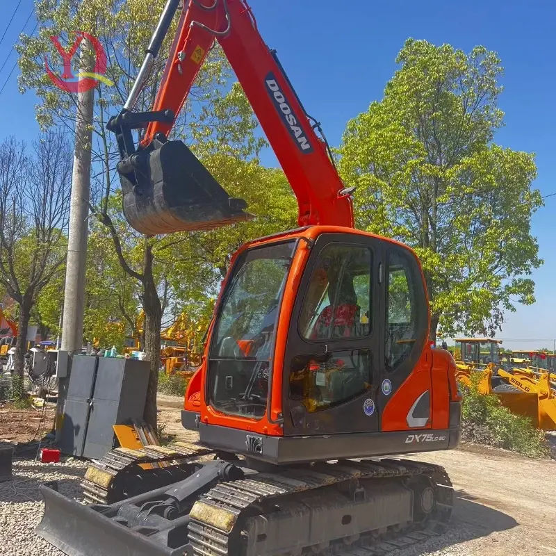 High Performance DOOSAN DX75-9C Small Excavator Used Engineering Machinery