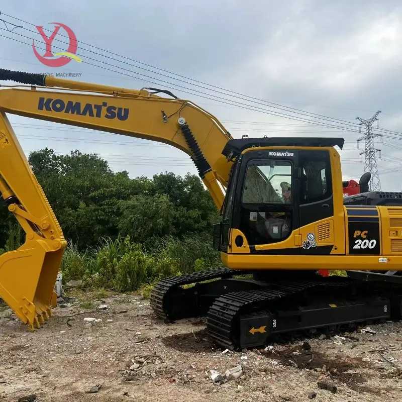 Nearly New KOMATSU 200-8 Hydraulic Excavator Recent Model High Performance