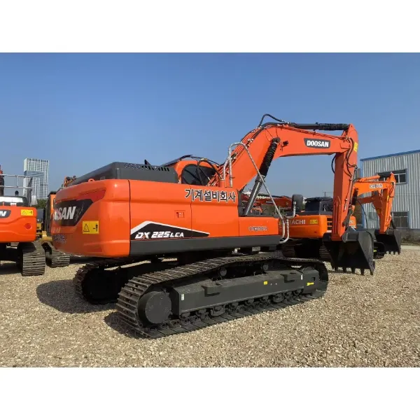 90% New Used Doosan DX225LCA Excavator for Sale – Reliable Heavy Equipment Ready to Work