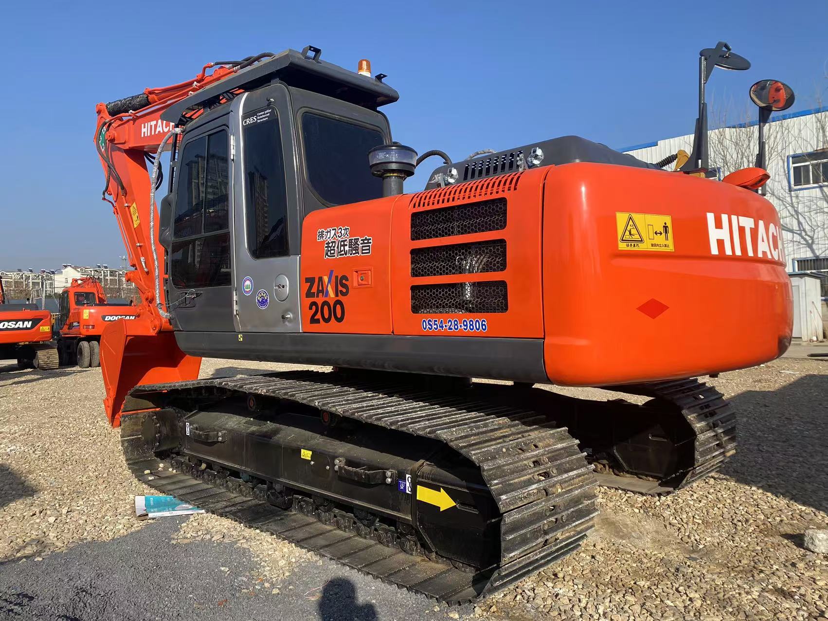 Good Condition Used Excavator Hitachi ZX200Hydraulic 20 ton for Low Price Excavator Supplier