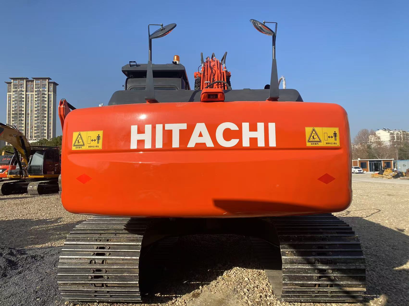 Good Condition Used Excavator Hitachi ZX200Hydraulic 20 ton for Low Price Excavator Supplier