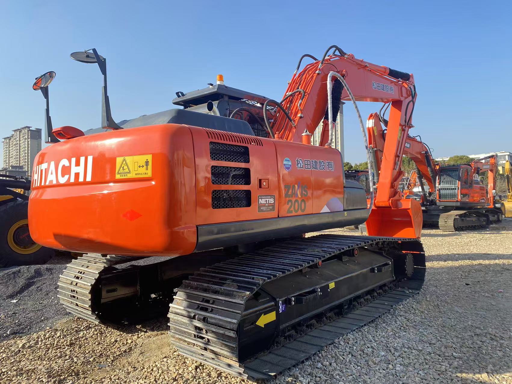 Good Condition Used Excavator Hitachi ZX200Hydraulic 20 ton for Low Price Excavator Supplier