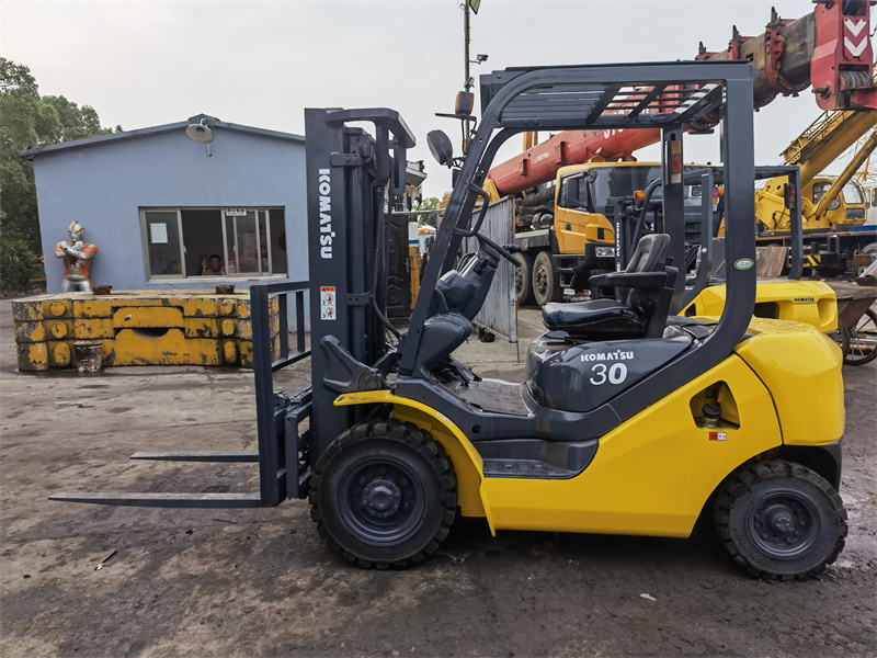 ORIGINAL JAPAN KOAMTSU 3 TON FORKLIFT SUPPLIER
