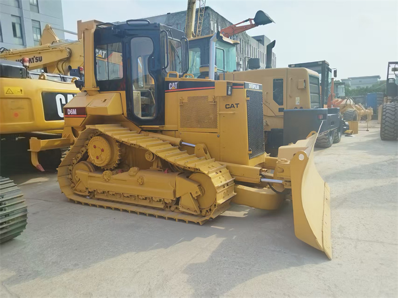 ORIGINAL JAPAN USED CATERPILLAR D6M BULLDOZER SUPPLIER