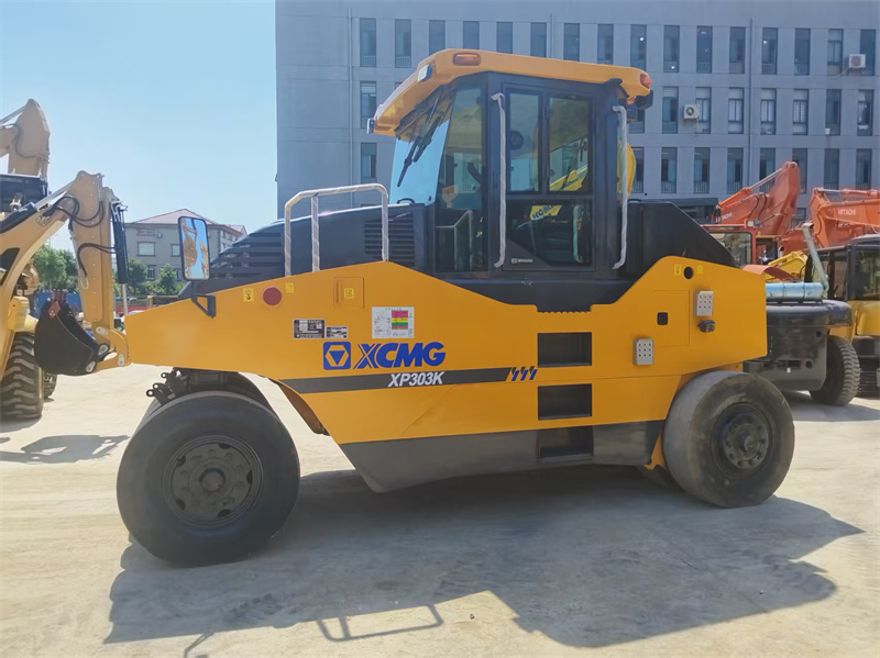 USED XCMG XP303K WHEEL ROLLER FACTORY SALE