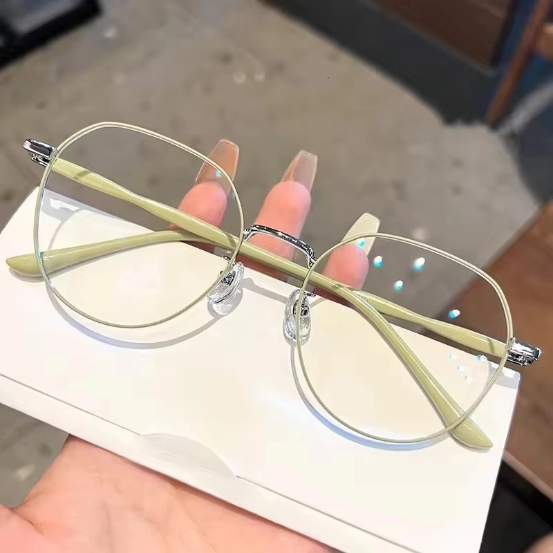 Lunettes de vue circulaires à grande monture