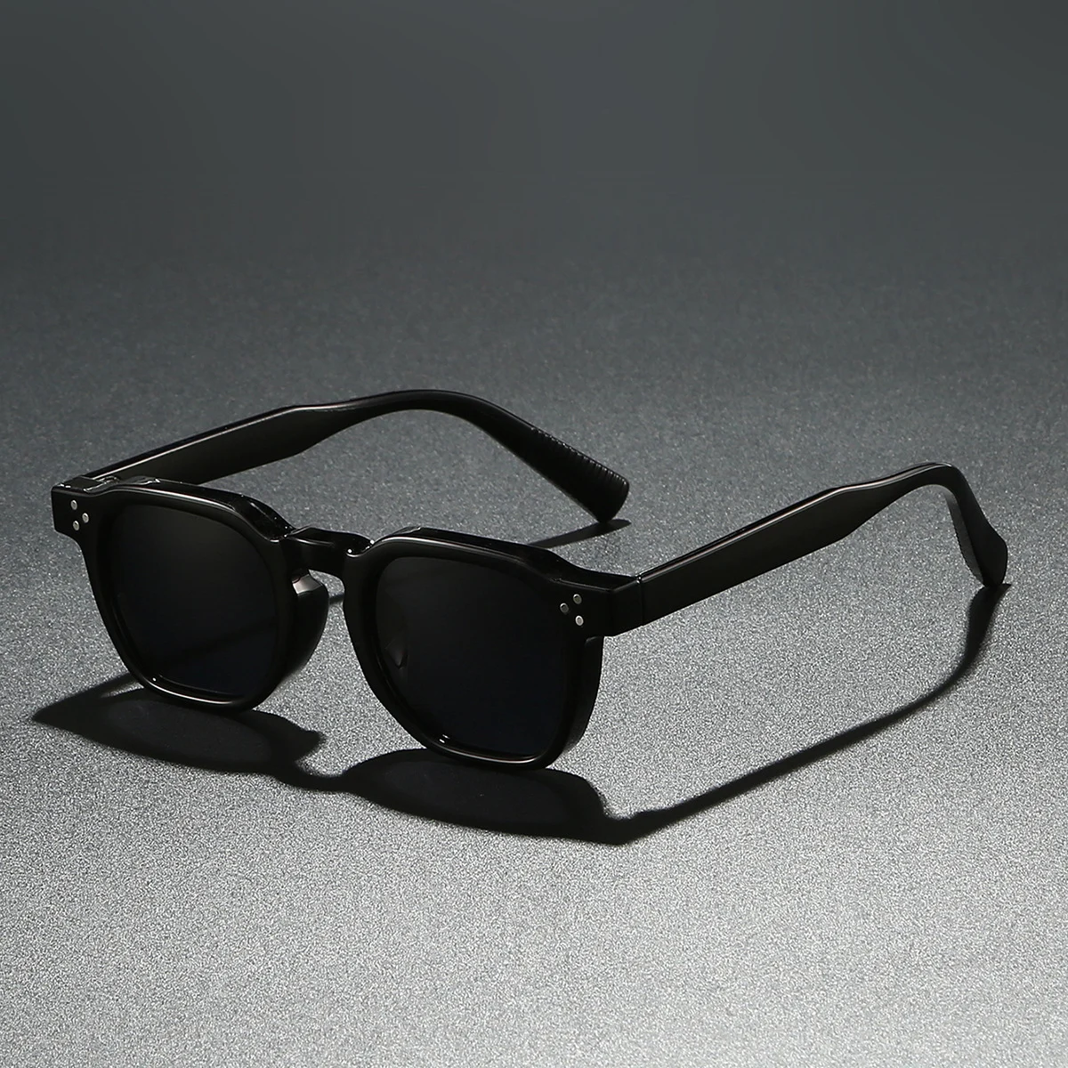 Polarised Square Frames Sunglasses