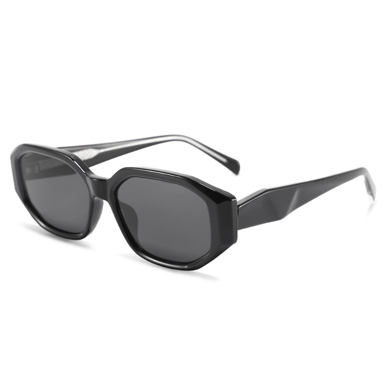 نظارات شمسية أنيقة للنساء