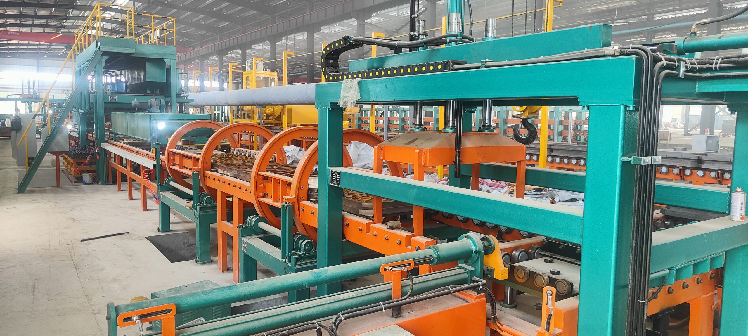 Automatic casting rinding balls production line