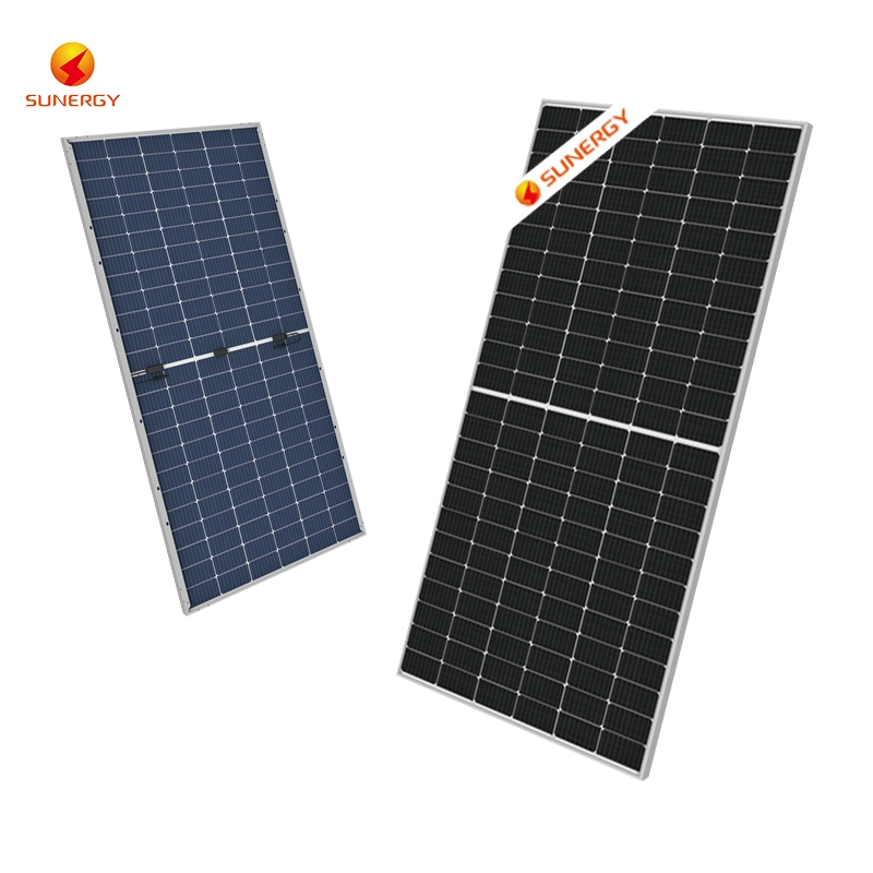 Se venden paneles solares bifaciales.