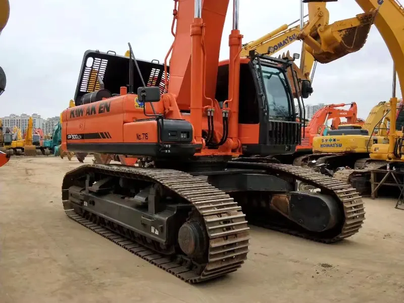 Doosan DX500 Used excavators for sale
