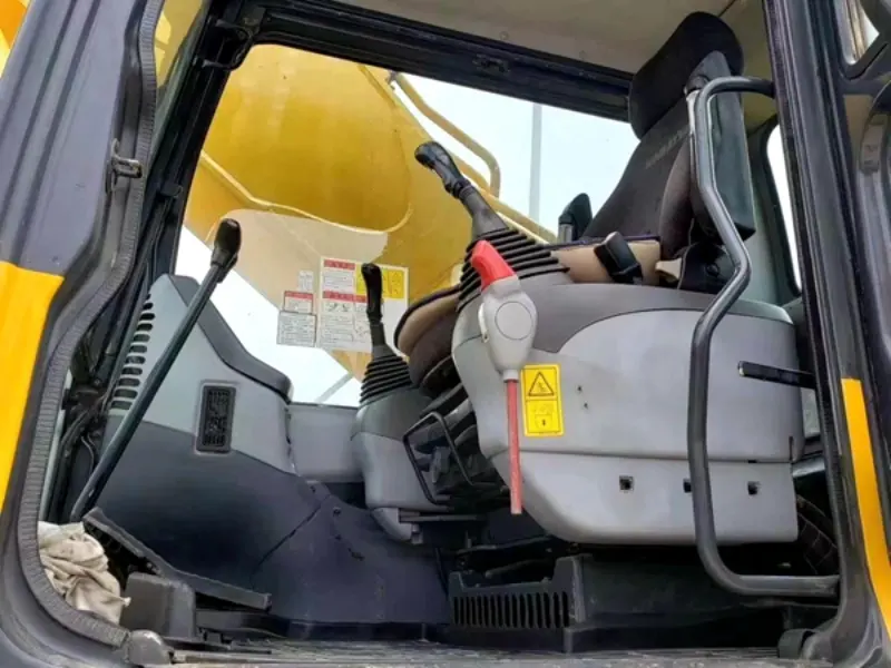 Komatsu PC450 excavator dealers