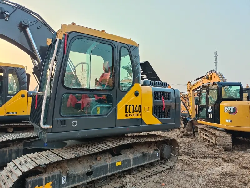 Used Volvo EC140DL excavator