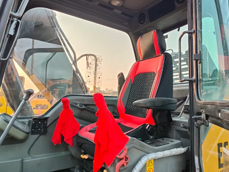 Used Volvo EC140DL excavator cockpit