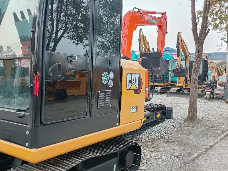 Used Caterpillar 306