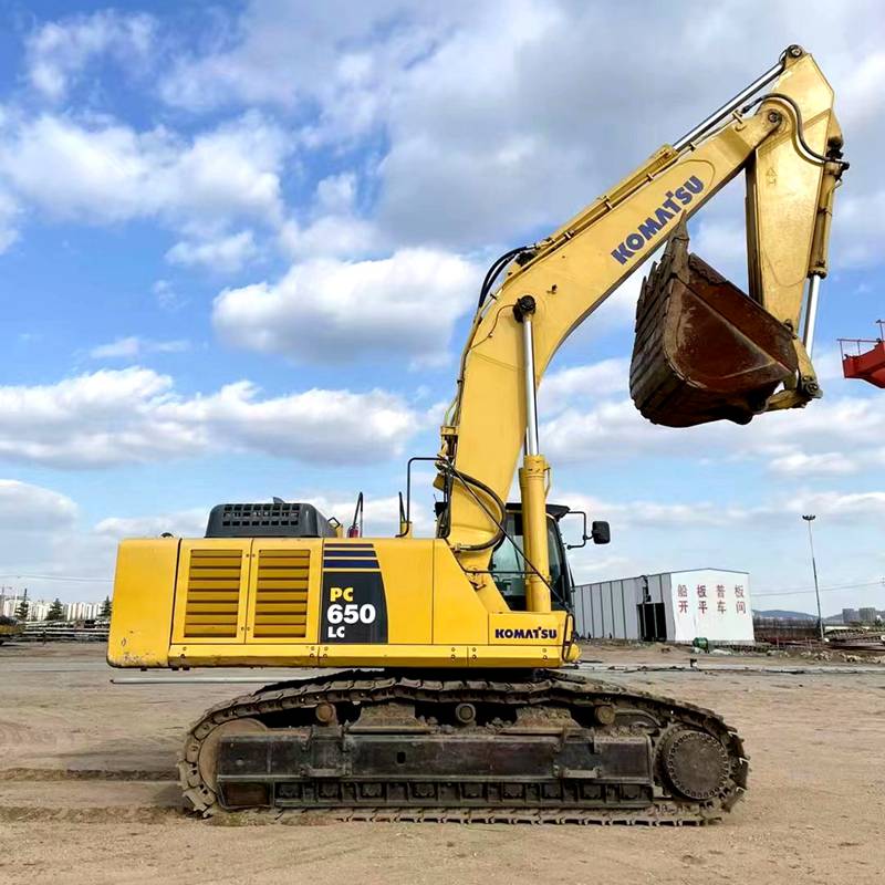 Used Komatsu PC650LC Construction Crawler Hydraulic Excavator