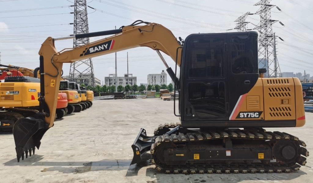 Mesin penggali mini Sany75C-9 Ekskavator mini 7 ton bekas