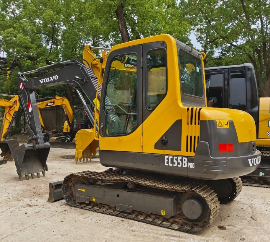 Excavadora de orugas Volvo EC55B usada en venta caliente