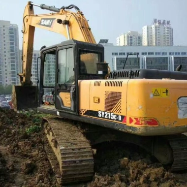 Excavatrice sur chenilles de construction Sany215C-9 d'occasion en Chine