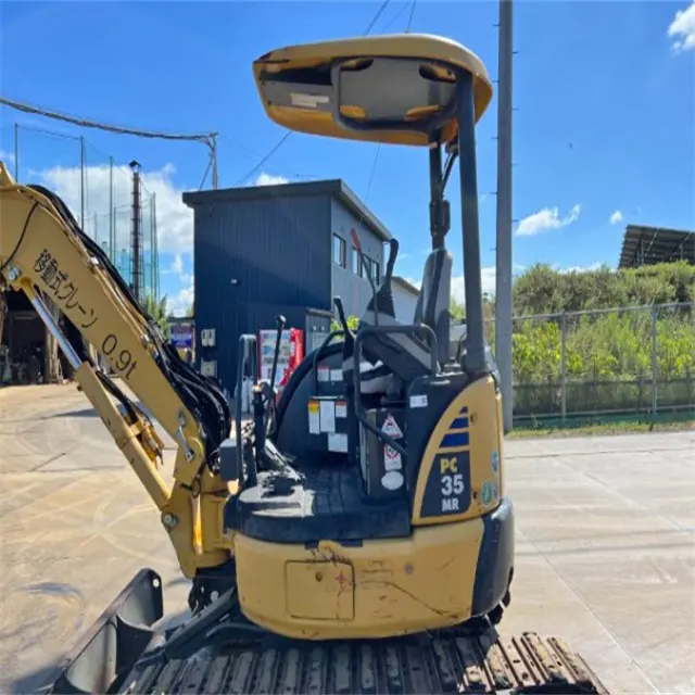 Used japan original Komatsu PC 35 Excavator 3 ton mini digger