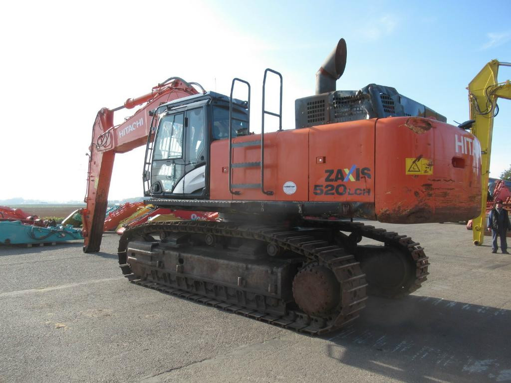 Pelle sur chenilles Hitachi ZX520 d'occasion au Japon, vente en gros