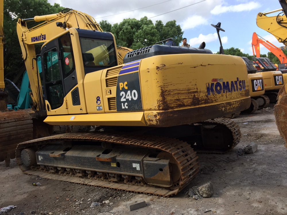 Ekskavator Perayap Komatsu pc240-8 Asli Bekas