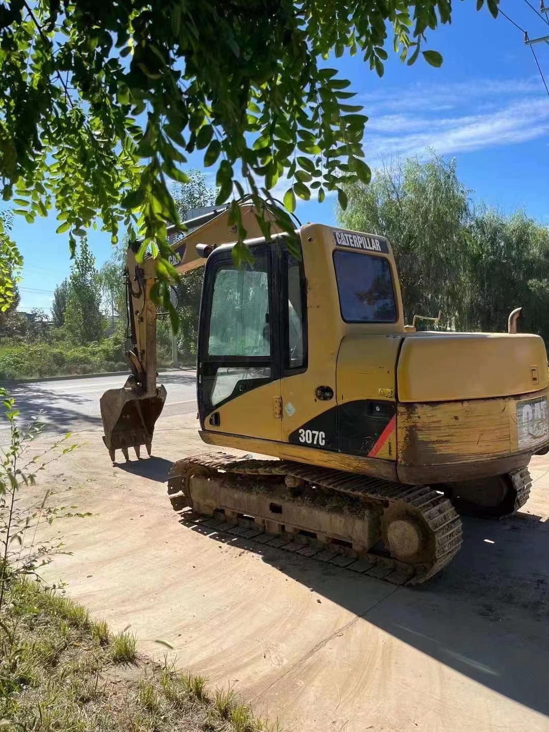 Penggali Mini Ekskavator Perayap Cat 307C Bekas