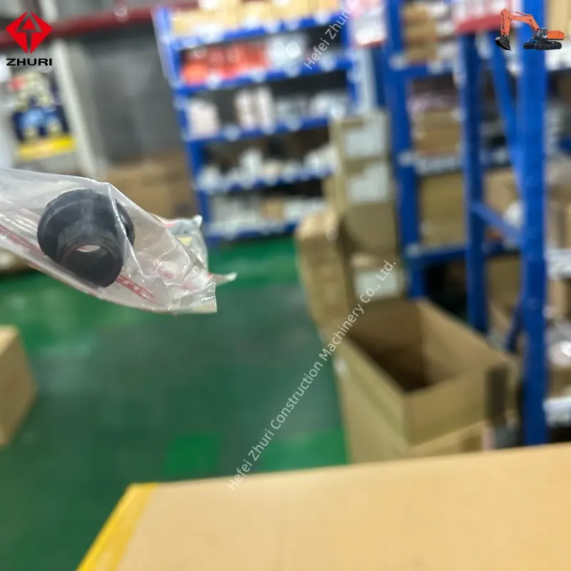 Genuine Excavator Engine Parts Inlet Cover Dist Tube 8943956840 for 4HK1 6SD1.