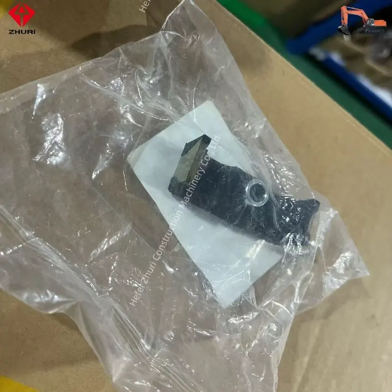 Genuine Excavator Parts Air Pipe Clip 1097011931 Suitable For ISUZU CXZ CYX EXZ.