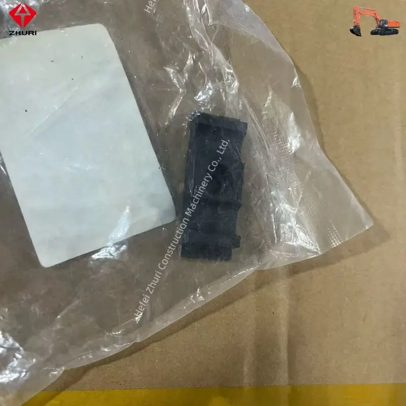 Genuine Excavator Parts Injection Pipe Clip 1097011800 Suitable for ISUZU 6WG1 CVZ CYZ-SRG.