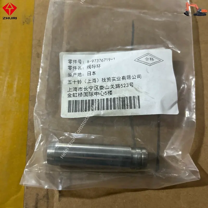 Original Excavator Engine Parts Valve Guide 8973767191 for 4HK1 6HK1.